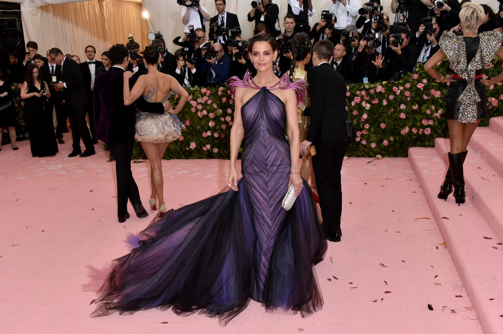 These are the HOTTEST looks from the 2019 Met Gala's pink carpet