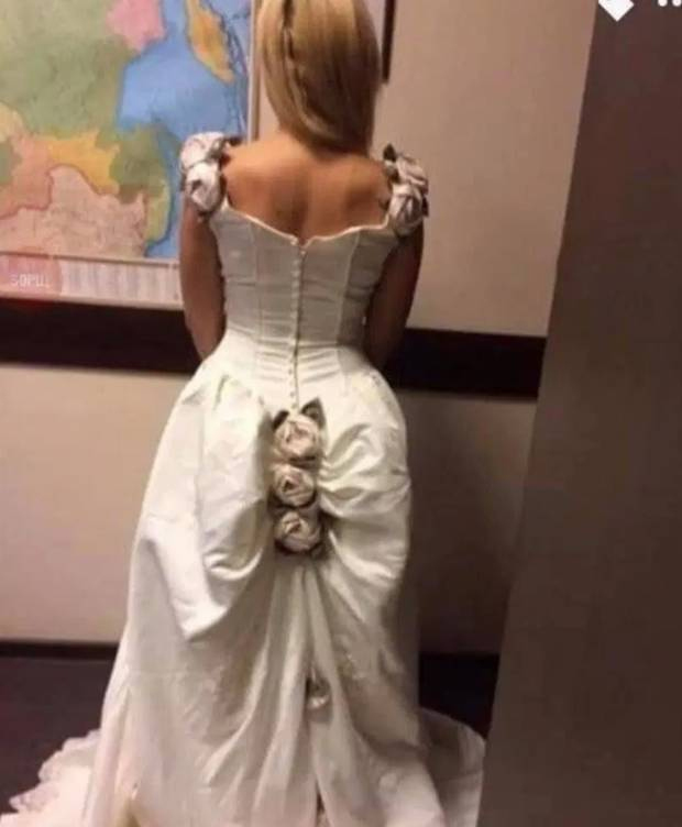 Bride's 'questionable' wedding dress gets mocked online for awkward 'rose  wedgie